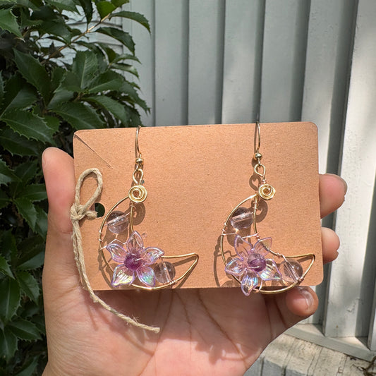 🌙🔮purple Crescent moon earrings🌙🔮